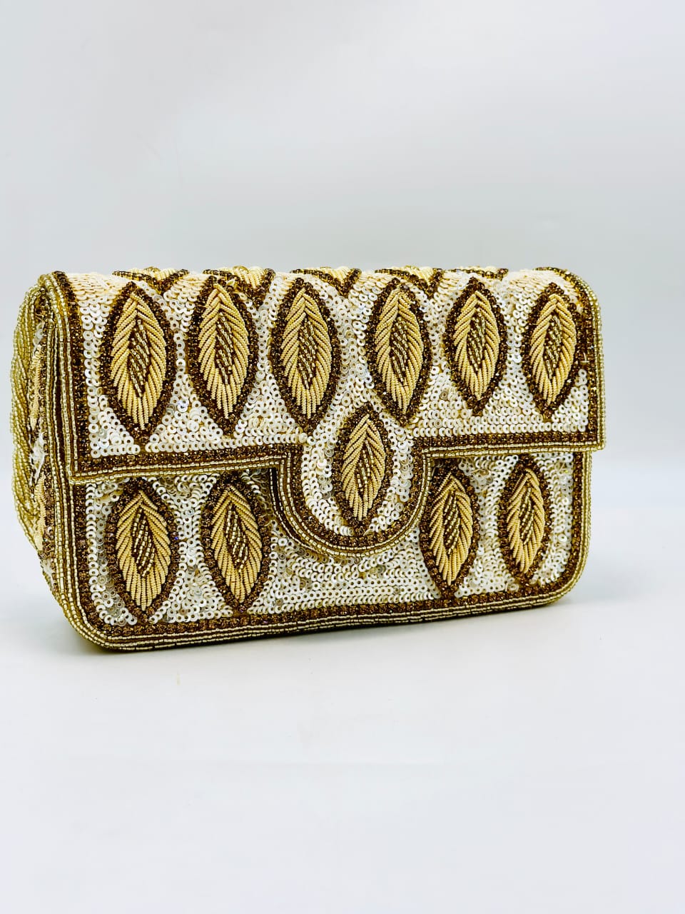 Leafy Elegance Clutch 