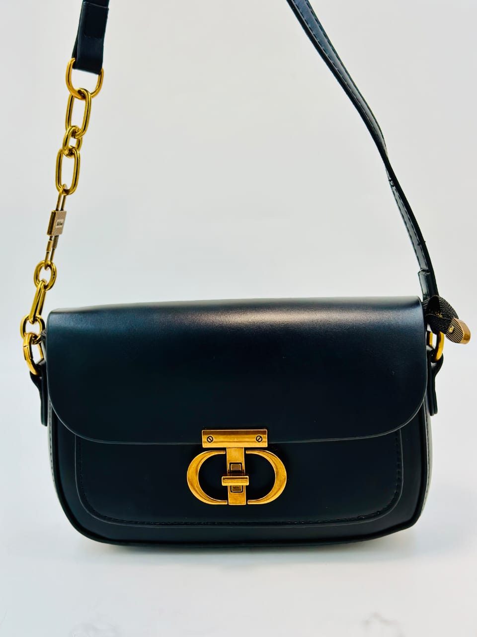 Mordern Chic Satchel