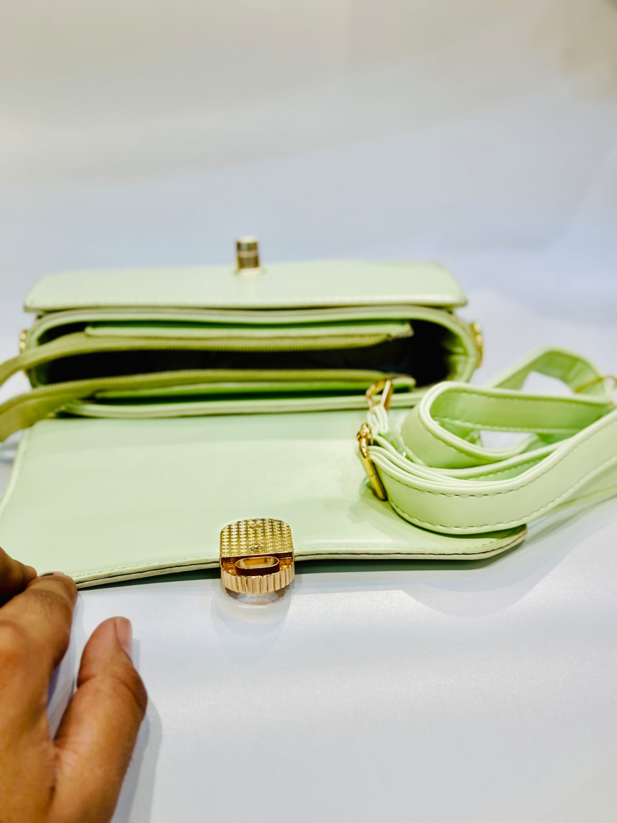 Cross body 2