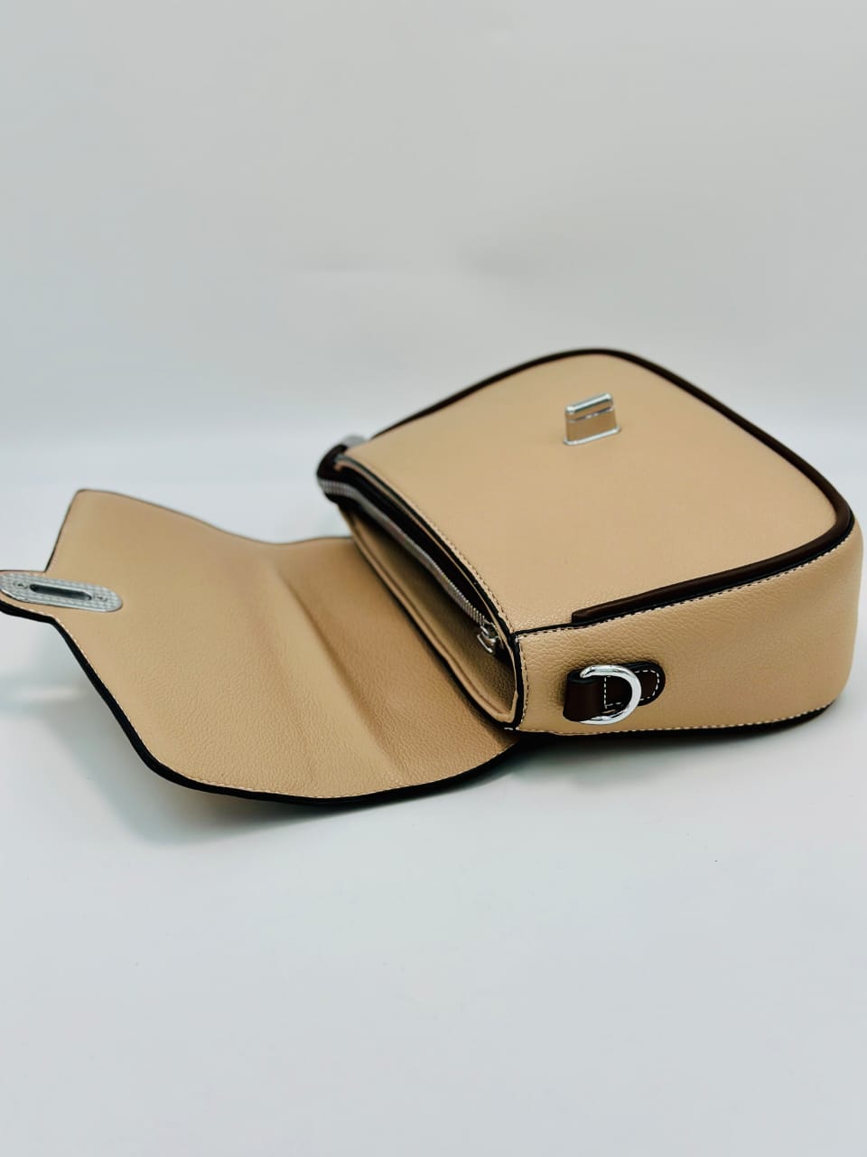 Cross body 4