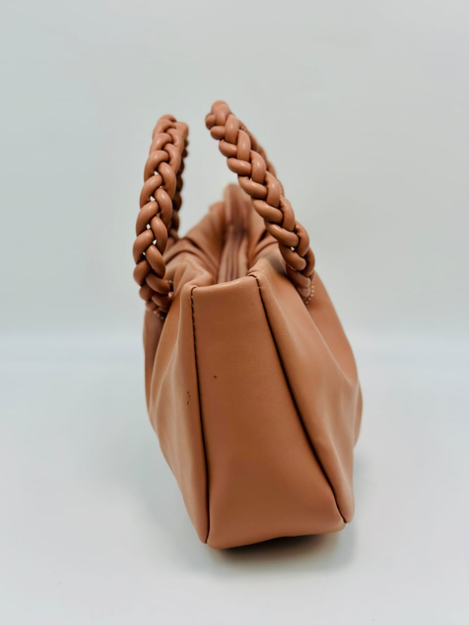 Cross body 8