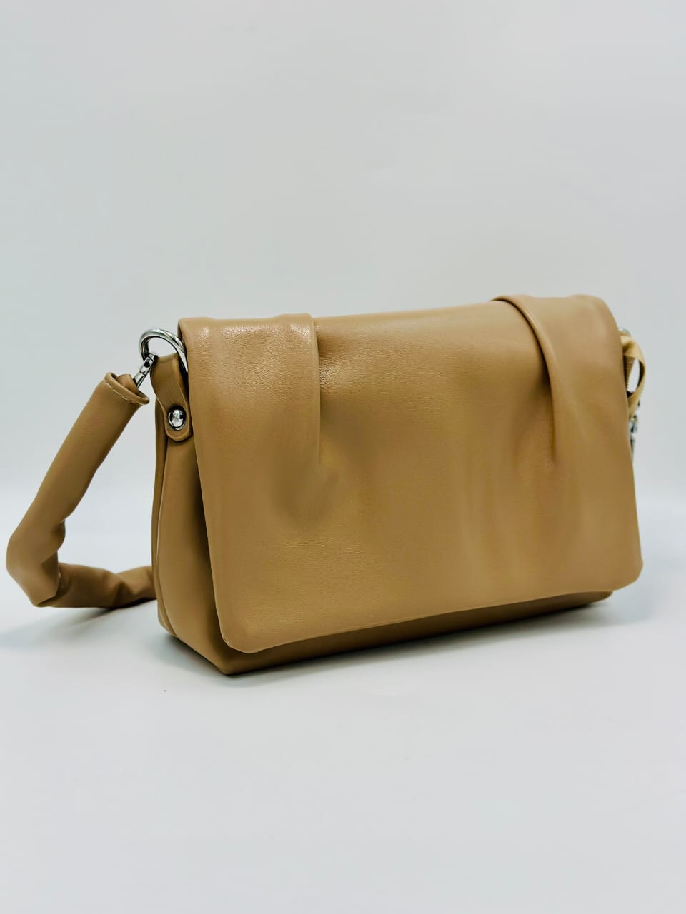 Cross body 9