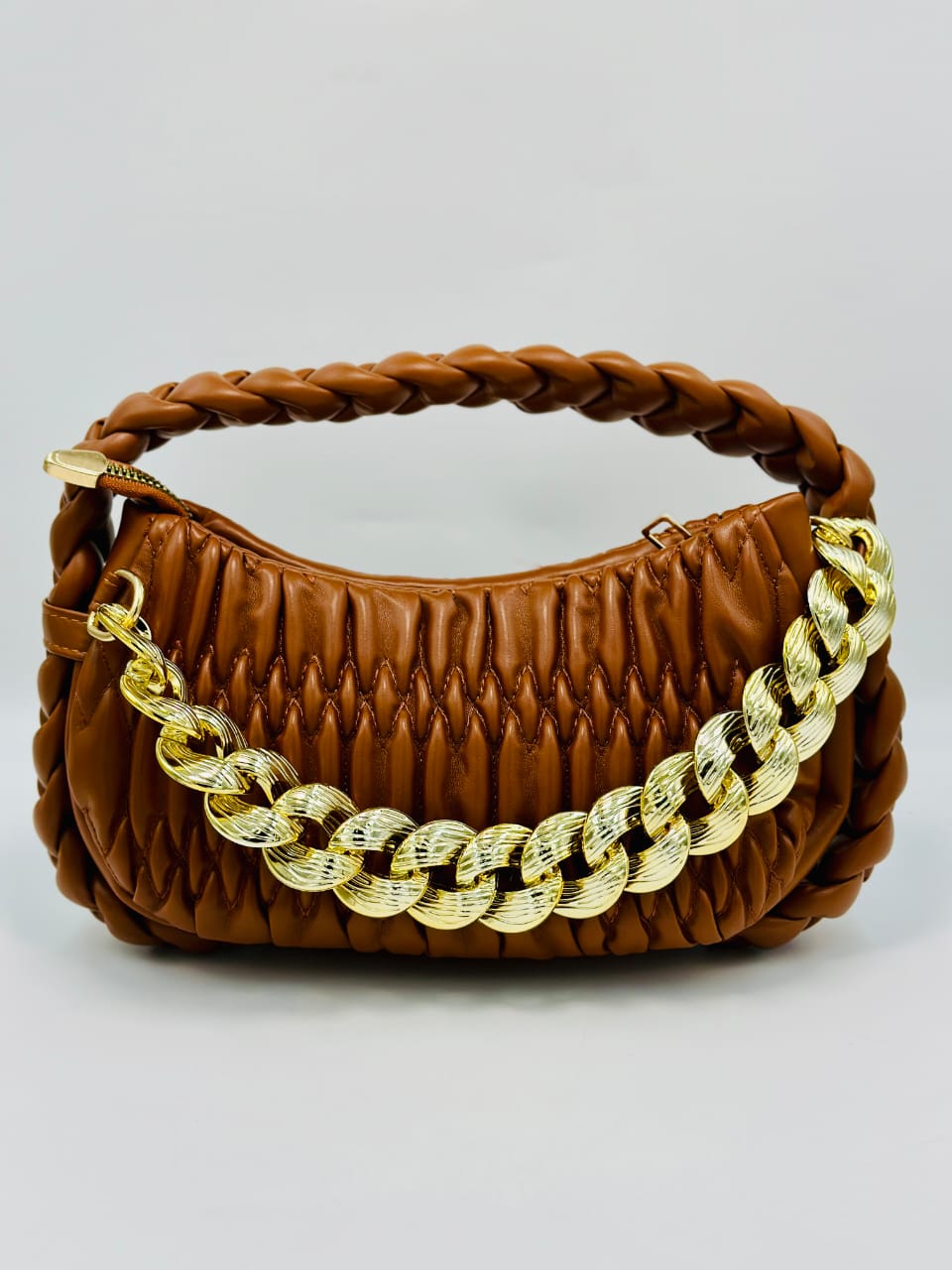 Cross body 11