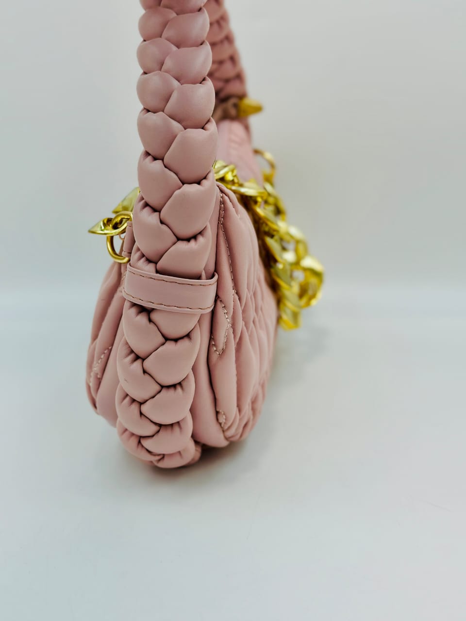 Cross body 11