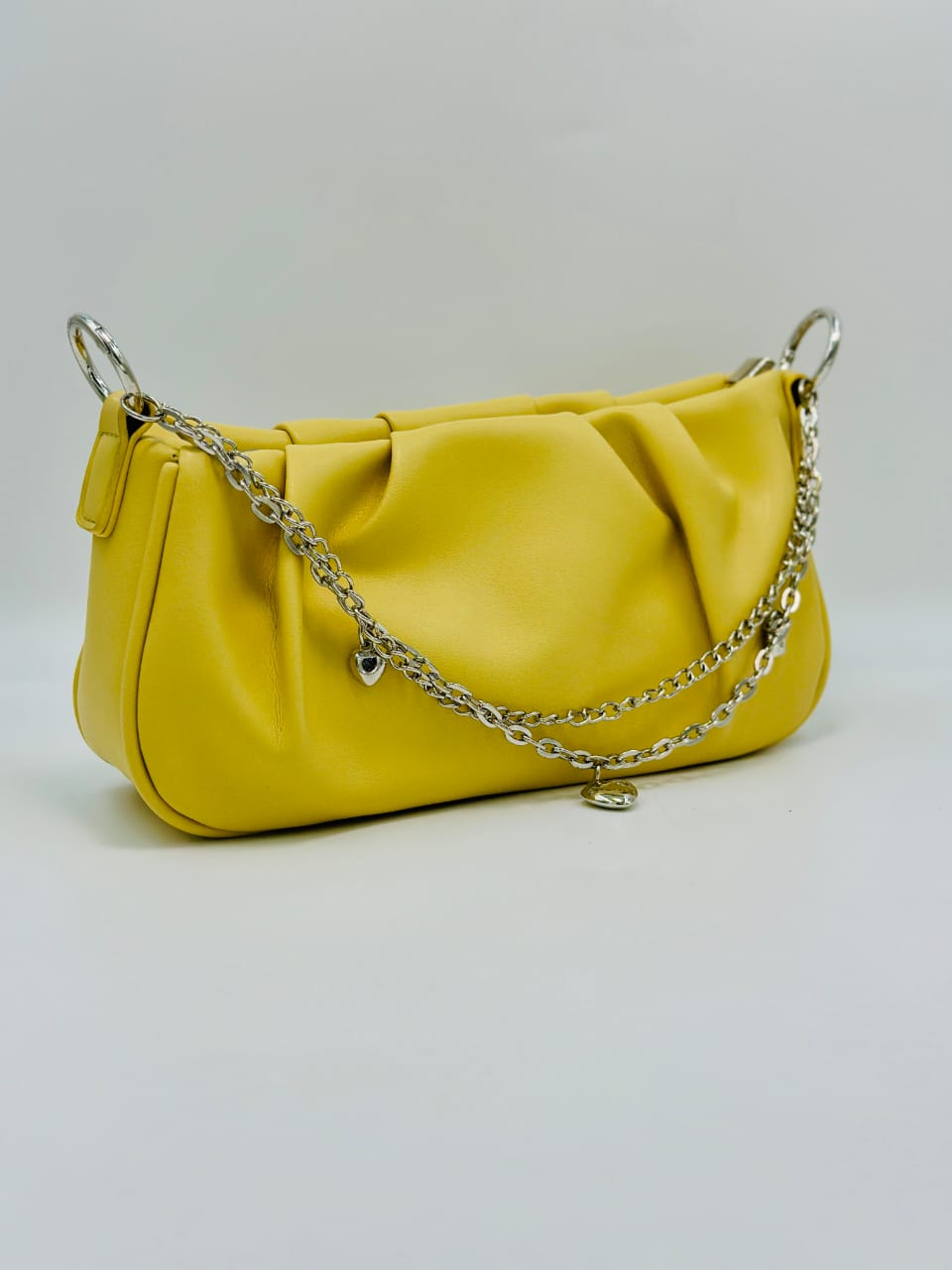 Cross body 13