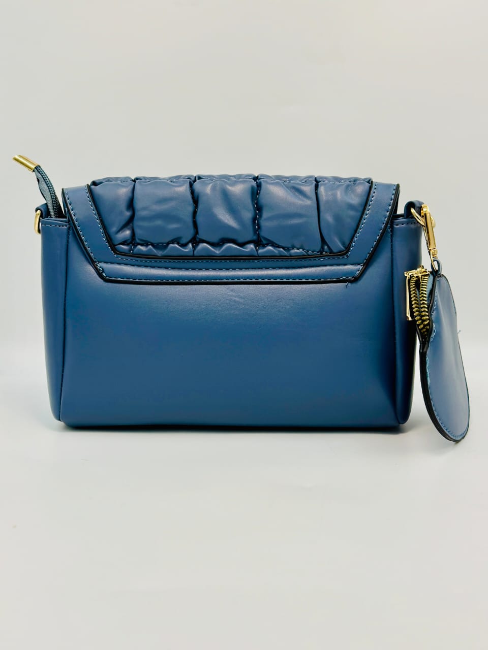 Cross body 15
