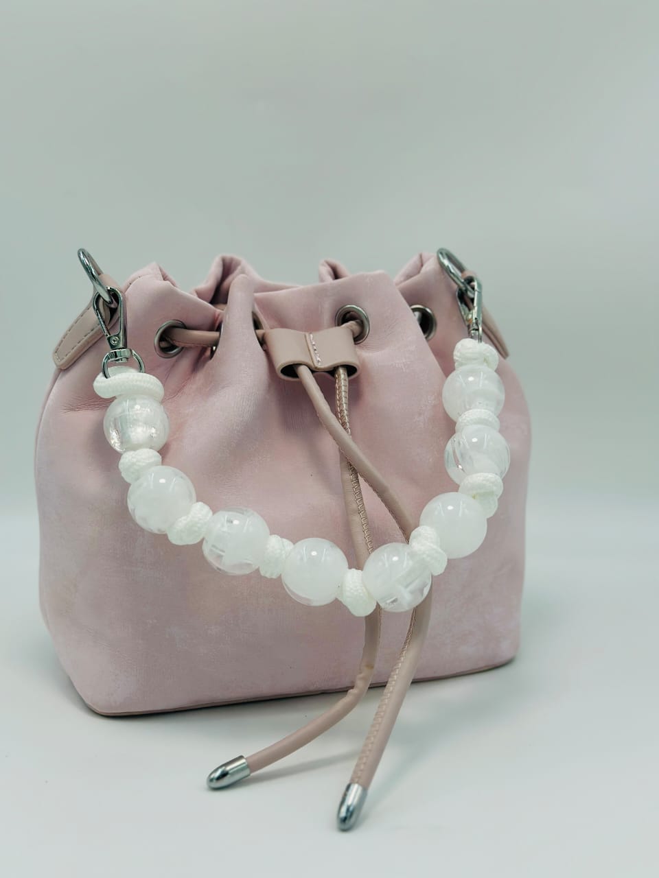 Cross body 17