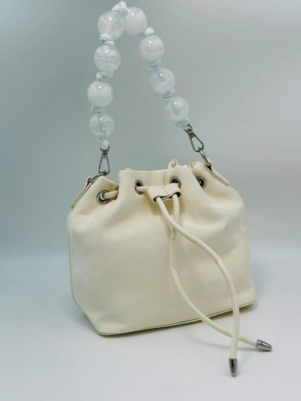 Cross body 17
