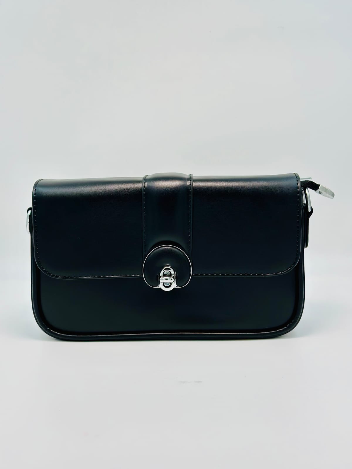 Cross body 19